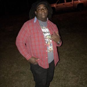 Meet your Posher, Dejuan